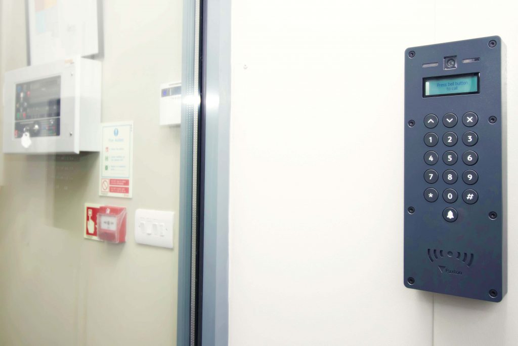 door access control system 